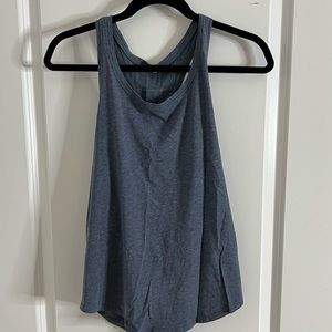 Lululemon tank size 6